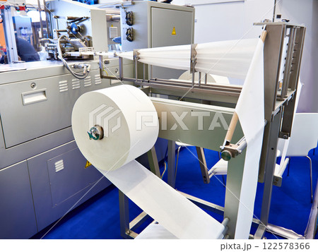 Automatic packaging machine 122578366