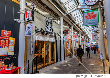 東京　足立区　竹ノ塚駅 高架下に出来た商業施設 EQUiA竹ノ塚 122580468