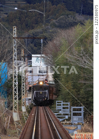 「SLかわね路号」の補機として力走する大井川鐵道E101形電気機関車_2025/1/12撮影 「SLかわね路号」の補機として力走する大井川鐵道E101形電気機関車_2025/1/12撮影 122580975