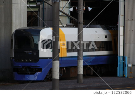 大宮総合車両センターにて検査中の255系電車（埼玉県さいたま市大宮区） 122582066