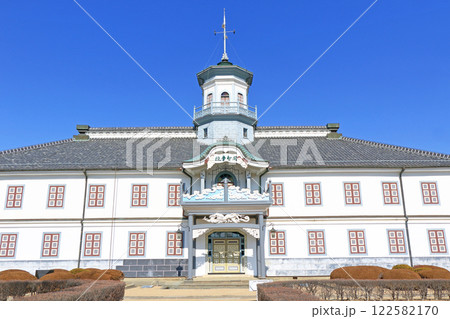 国宝 旧開智学校校舎 (耐震対策工事等終了後) 122582170