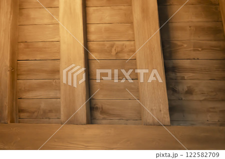 木の板　背景素材 122582709