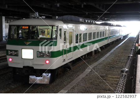 団体ツアー列車:~オオ ヒソ オソ ミフ!185系C1編成と巡る鉄道のまち大宮~ 団体ツアー列車:~オオ ヒソ オソ ミフ!185系C1編成と巡る鉄道のまち大宮~ 122582937