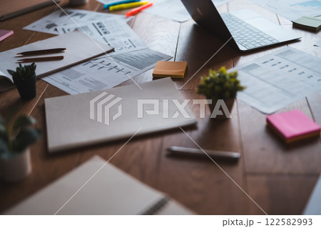 ビジネスイメージ 122582993
