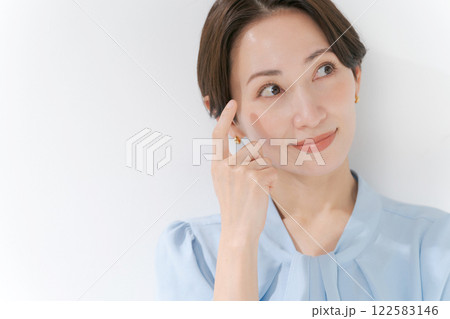 40代女性のビューティー 122583146