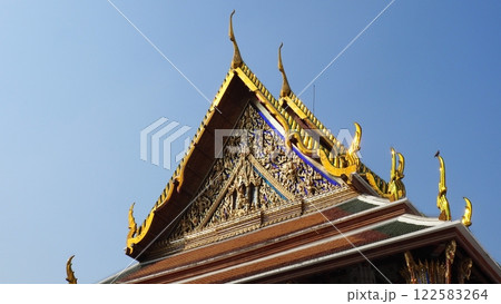 ワット アルン 暁の寺 本堂 122583264