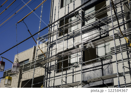 外壁　工事中　集合住宅 122584367