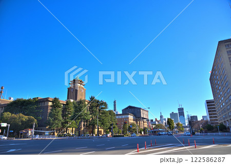 《愛知県》名古屋都市風景　中区三の丸大津通　名古屋市役所と愛知県庁　 122586287