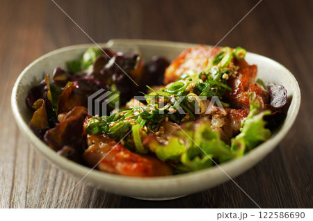 油淋鶏のサラダ仕立て 122586690