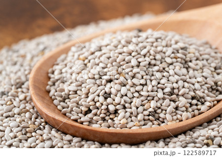 ホワイトチアシードのクローズアップ ホワイトチアシードのクローズアップ 122589717