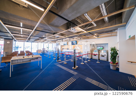 「青森県」八戸港フェリーターミナル 2階ロビー 「青森県」八戸港フェリーターミナル 2階ロビー 122590676