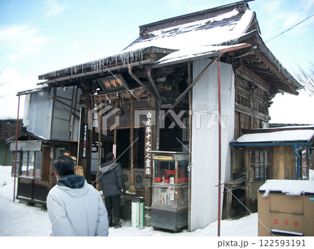 福島県会津若松市の飯盛山の白虎隊十九士の霊像 福島県会津若松市の飯盛山の白虎隊十九士の霊像 122593191
