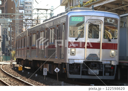 ［TS］東武亀戸線10000系電車（ワンマン運転：曳舟⇔亀戸） 122598620