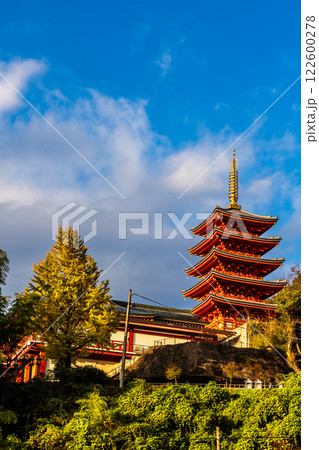 総本山　本福寺　五重塔【佐賀県三養基郡基山町】 122600278