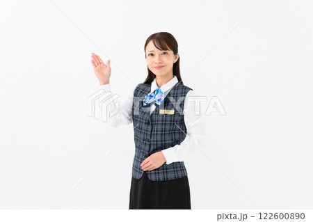 女性　制服　ビジネス　手かざし 122600890