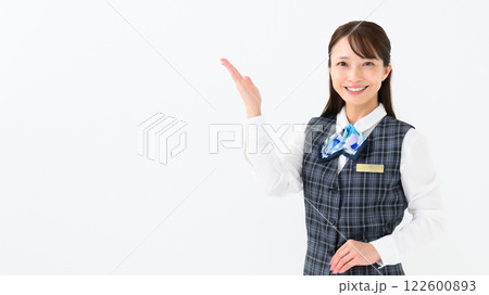女性　制服　ビジネス　手かざし 122600893