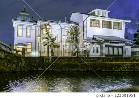 倉敷美観地区　加計美術館と倉敷館　岡山県倉敷市 122601951