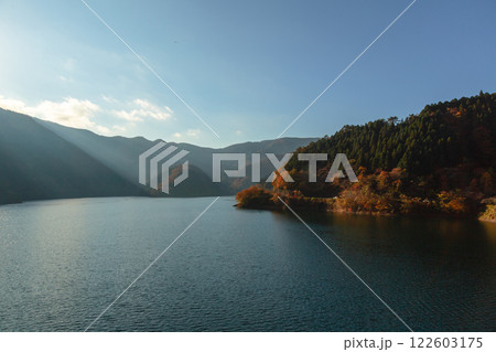 奥多摩紅葉 家族旅行 日帰り旅行 奥多摩紅葉 家族旅行 日帰り旅行 122603175