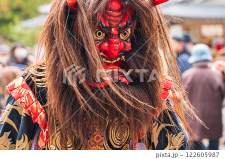 多賀大社の節分祭、鬼の舞〈滋賀県犬上郡〉 122605987