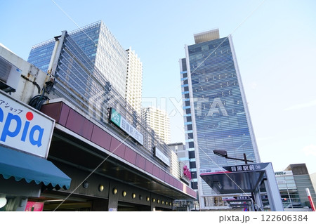 東京にある目黒駅 122606384