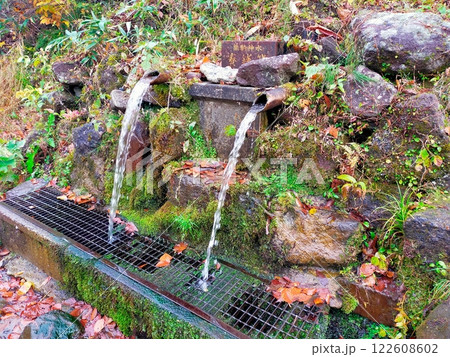 秋の栗駒神水 秋の栗駒神水 122608602