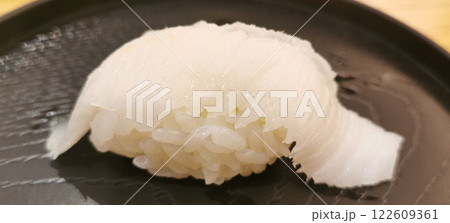 握り寿司 イカ いか 烏賊 いかの握り寿司 握り寿司 イカ いか 烏賊 いかの握り寿司 122609361