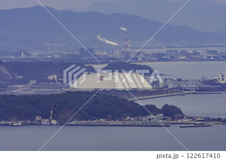 下松市沿岸部　ENEOS石炭サイロ　山口県下松市 122617410