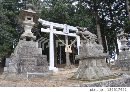 奥州街道　笠石宿　熊野神社　鳥居　狛犬　灯籠 122617431