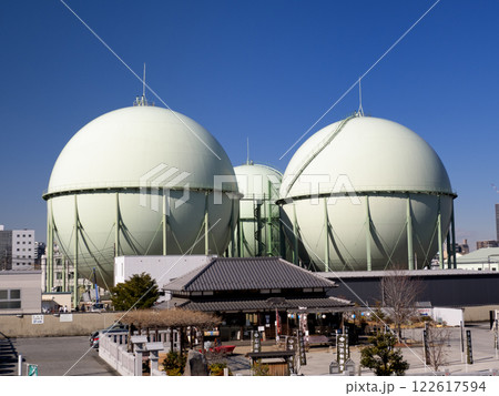 都市ガスのガスホルダー 122617594