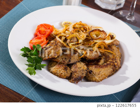 Fried rabbit liver with onion 122617655