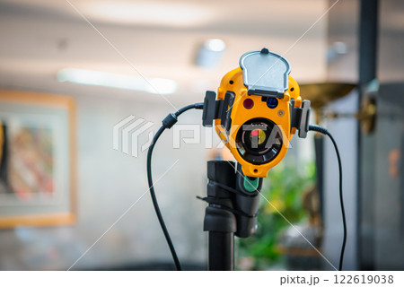 People waiting for temperature check by thermoscan 122619038