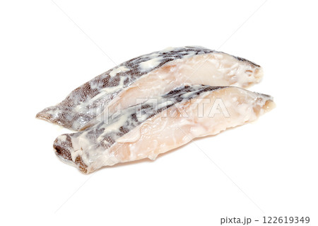 銀だらの粕漬け2切れ【白背景・切り抜き】 銀だらの粕漬け2切れ【白背景・切り抜き】 122619349