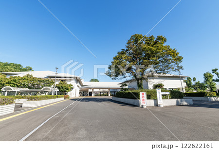 大分県別府市 快晴の別府市美術館と周辺施設 大分県別府市 快晴の別府市美術館と周辺施設 122622161