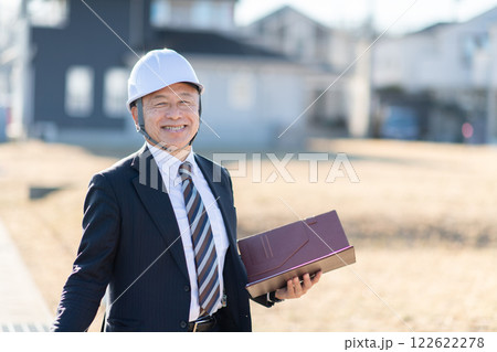 土地家屋調査士・建築士 土地家屋調査士・建築士 122622278