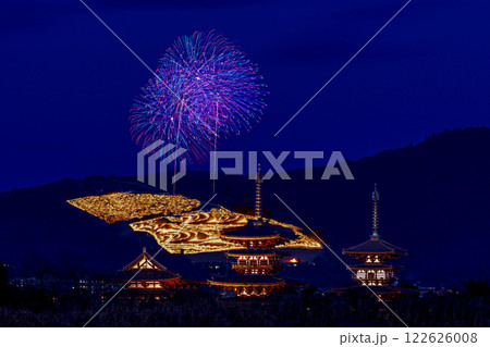 若草山焼きと花火（薬師寺五重塔）-24 122626008