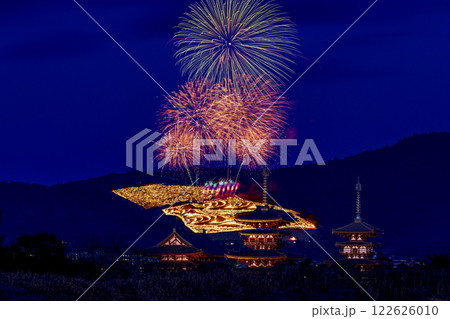 若草山焼きと花火（薬師寺五重塔）-22 122626010