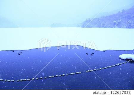 雪の湯ノ湖 122627038
