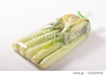 ［沖縄県産］　ヤングコーン 122629582