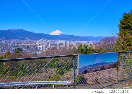 神奈川県小田原市曽我別所の見晴台から市街地眺望(小田原市,富士山,矢倉岳,金時山など) 神奈川県小田原市曽我別所の見晴台から市街地眺望(小田原市,富士山,矢倉岳,金時山など) 122631398