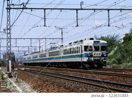 1970年　西宮市内を走る153系新快速 122631885