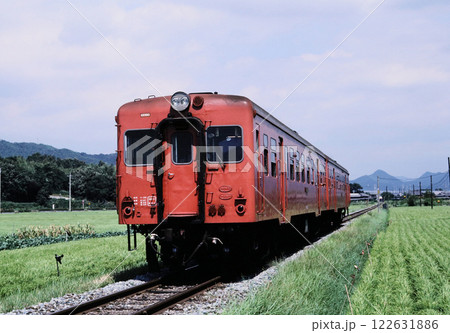 1984年 加古川線社町駅付近を走るキハ20 1984年 加古川線社町駅付近を走るキハ20 122631886