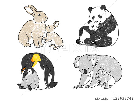 様々な動物の親子の手書きイラストセット 122633742