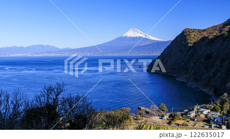 煌めきの丘の富士山 122635017