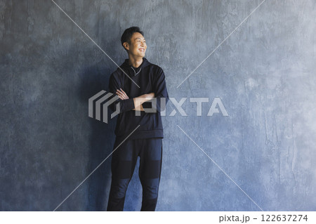 スポーツウェアの男性 122637274