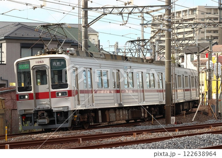 ［TS］東武大師線10050系電車（ワンマン運転：西新井⇔大師前） 122638964