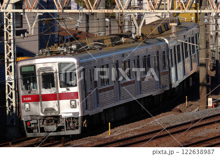 ［TS］東武大師線10000系電車（ワンマン運転：西新井⇔大師前） 122638987