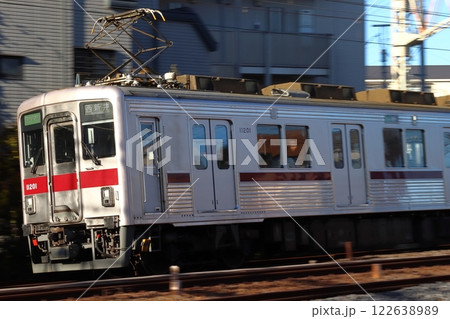 ［TS］東武大師線10000系電車（ワンマン運転：西新井⇔大師前） 122638989