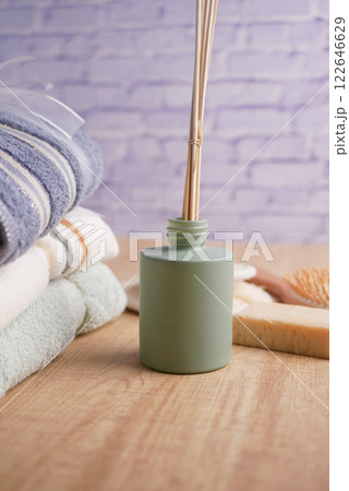 Tranquil decor for your bathroom 122646629