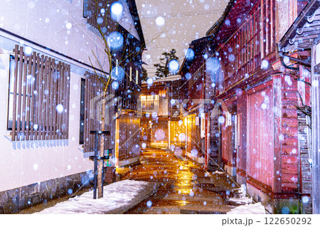 ひがし茶屋街 雪景色 ひがし茶屋街 雪景色 122650292