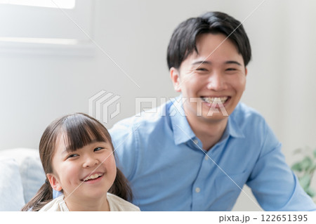 9歳の娘とパパ 9歳の娘とパパ 122651395